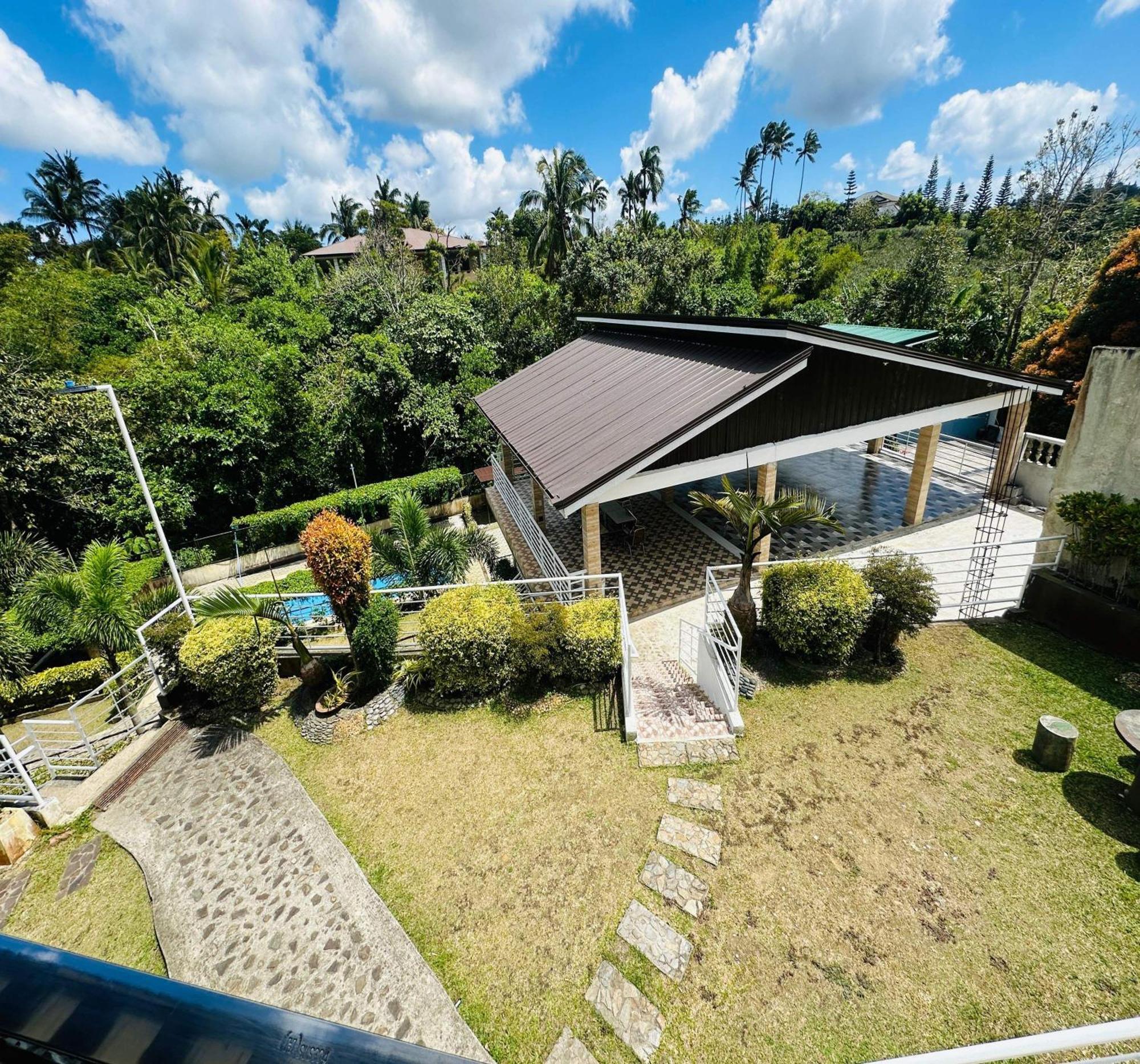 Oyo 1067 Villa Sofia At Silang Tagaytay City Exterior foto