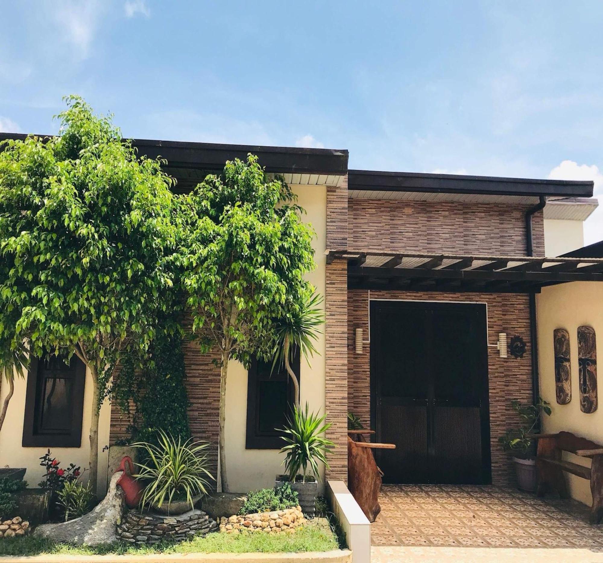 Oyo 1067 Villa Sofia At Silang Tagaytay City Exterior foto