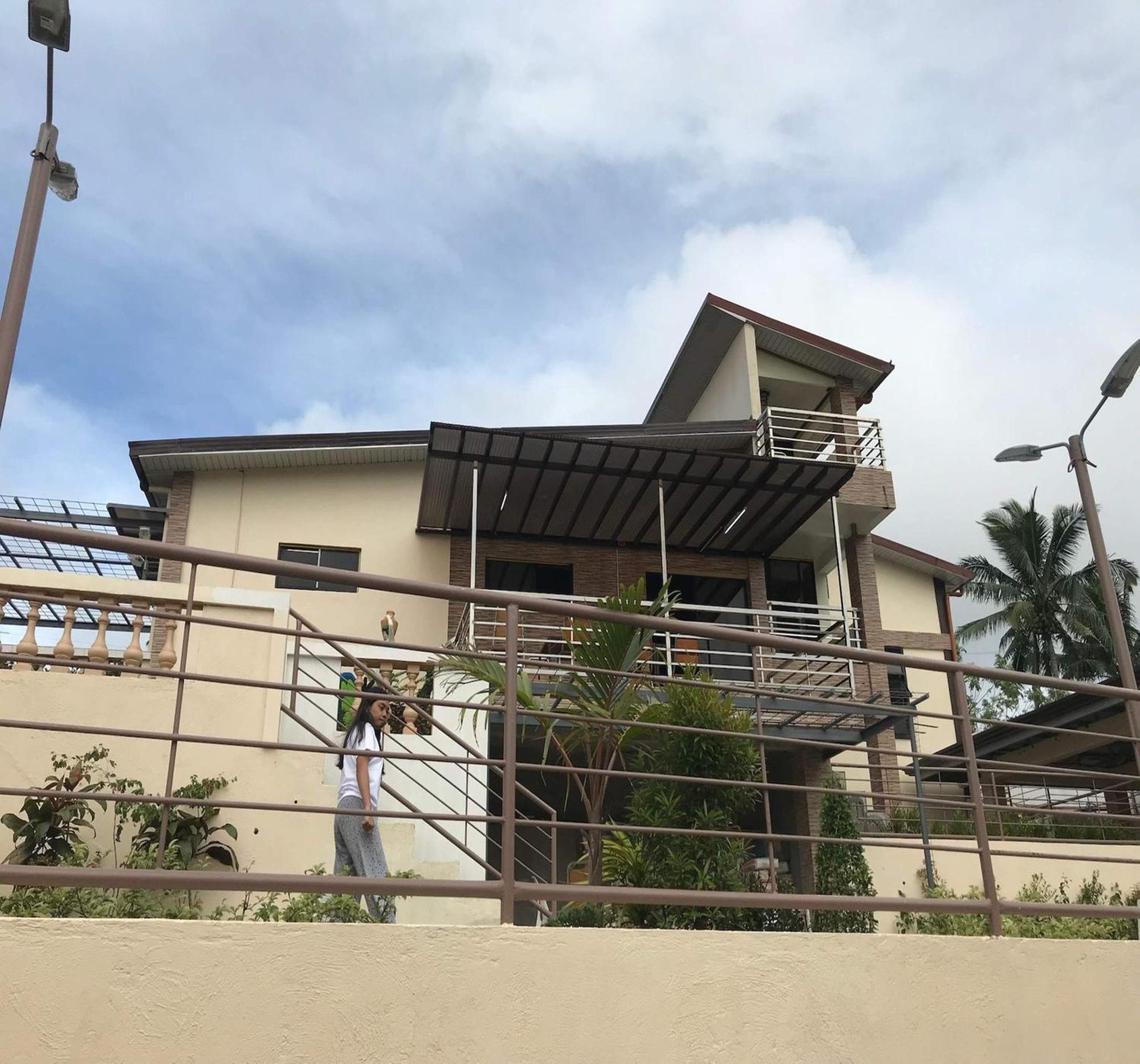 Oyo 1067 Villa Sofia At Silang Tagaytay City Exterior foto