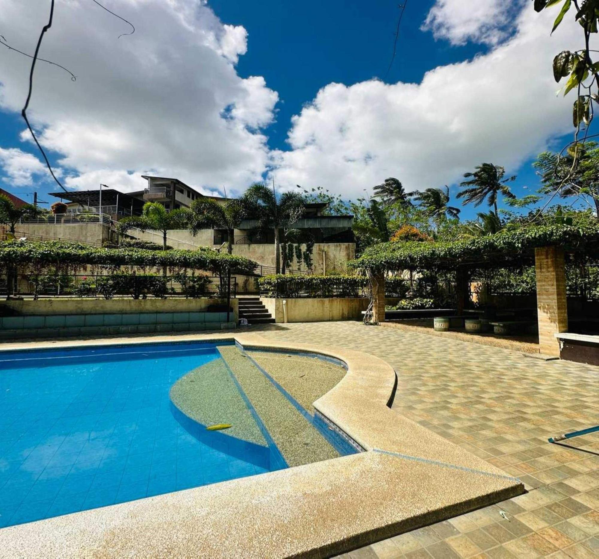 Oyo 1067 Villa Sofia At Silang Tagaytay City Exterior foto